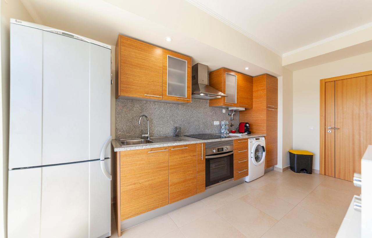 B55 - Sunset Holiday Apartment Senhora da Luz 외부 사진